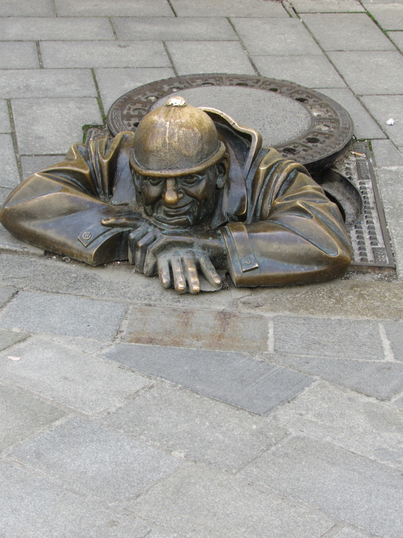 spirituality, sanitation worker, architecture, representation, belief, 4K, human representation, craft, history, man, no people, high angle view, center