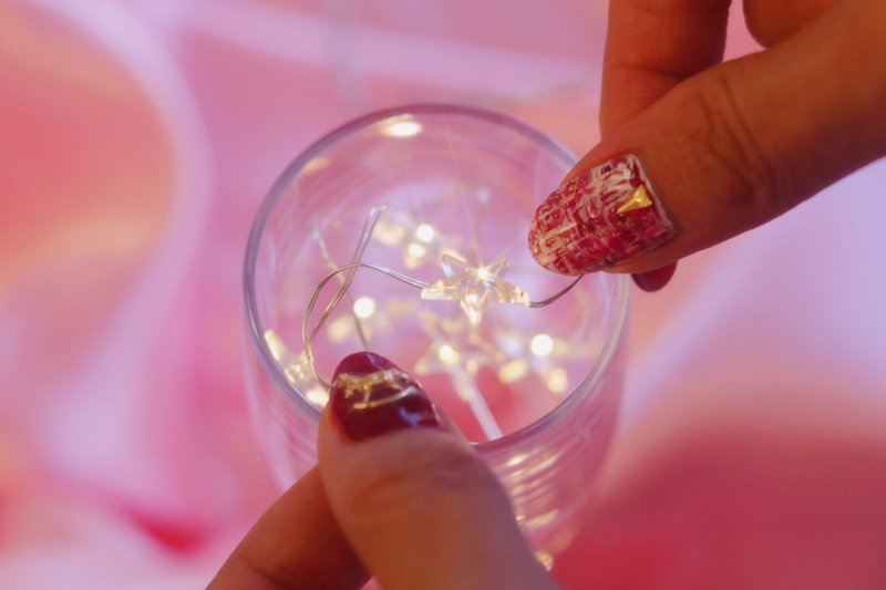 nail, holding, finger, glass, glass - Material, star, women, one person, indoors, people, refraction, transparent, 1080P, unrecognizable person, decor