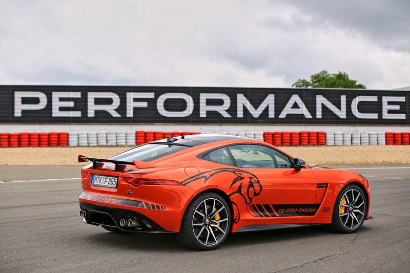 2016, orange, track, F-Type SVR Ring-Cat, the fence, 2K, 575 HP, Jaguar, asphalt, the sky