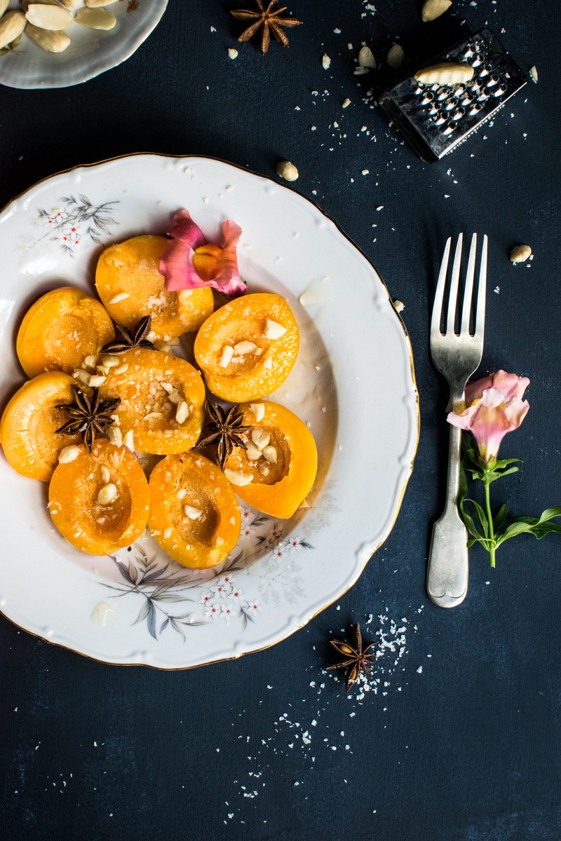 high angle view, beside, white, fruit, indoors, surface, sliced, near, ready-to-eat, table, peach, blue, healthy eating, directly above, fork, wellbeing