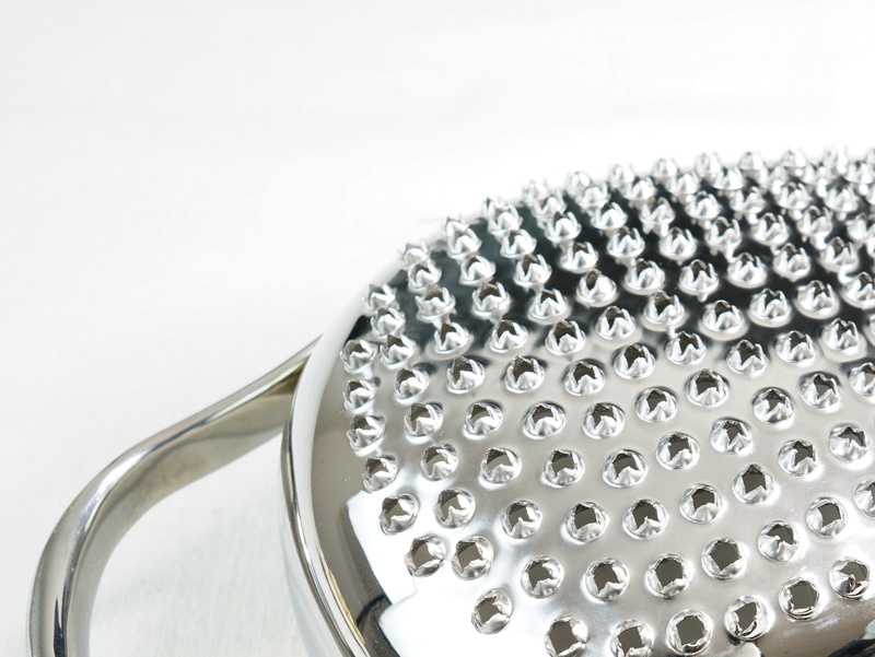 metal, healthcare and medicine, no people, white background, parmesan cheese, cheese grater, education, cook, single object, structure, rasp cheese, parmesan