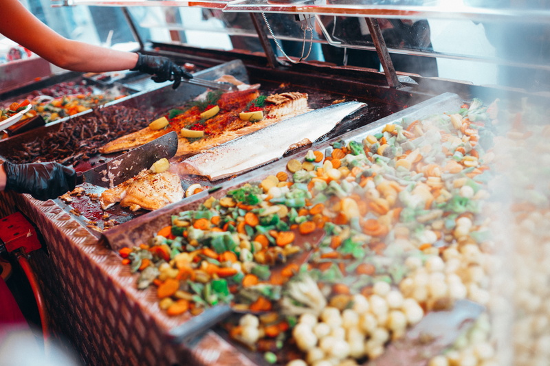cuisine, meal, healthy, tasty, vegetable, bain, marie, restaurant, market, one person, delicious, photography, meat, human body part, counter, preparing food