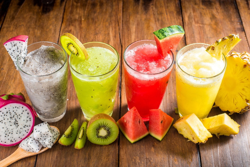 freshness, Juice, indoors, Drink, no people, cocktail, wellbeing, wood - material, Fruit, Food, slice, Watermelon, healthy eating, still life, Glass, garnish