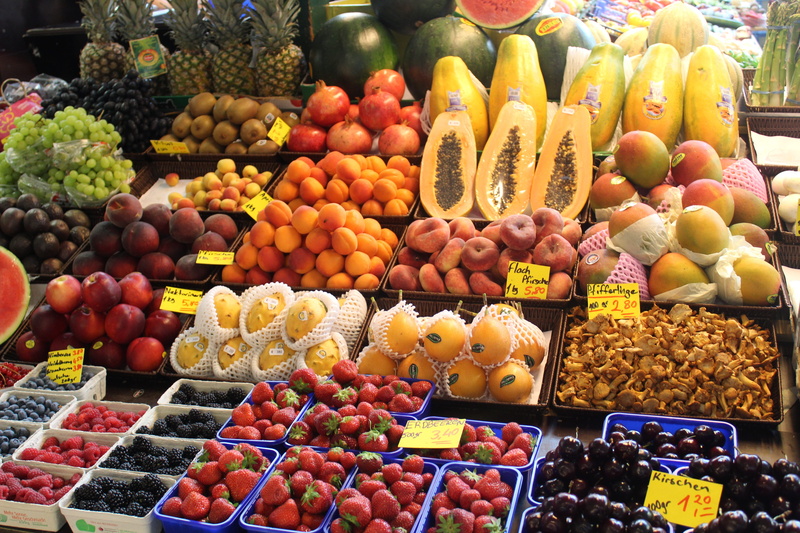 sale, healthy eating, retail display, Tropical, wellbeing, food and drink, apple - fruit, close, tropical fruits, variation, Citrus, orange color, choice