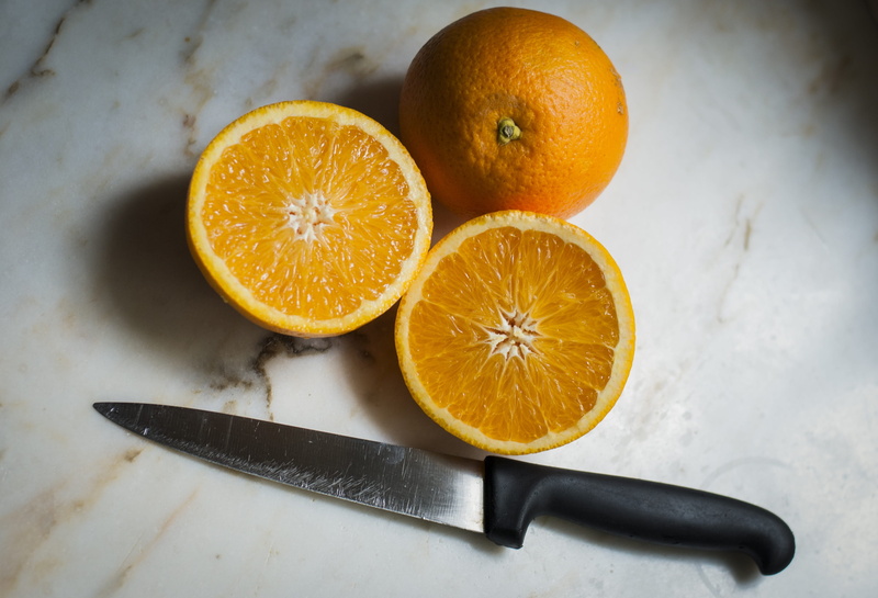 Fruit, 2K, orange color, high angle view, table, Juice, orange peel, freshness, slice, Knife, Table, knife, wellbeing, table knife, food and drink, citric