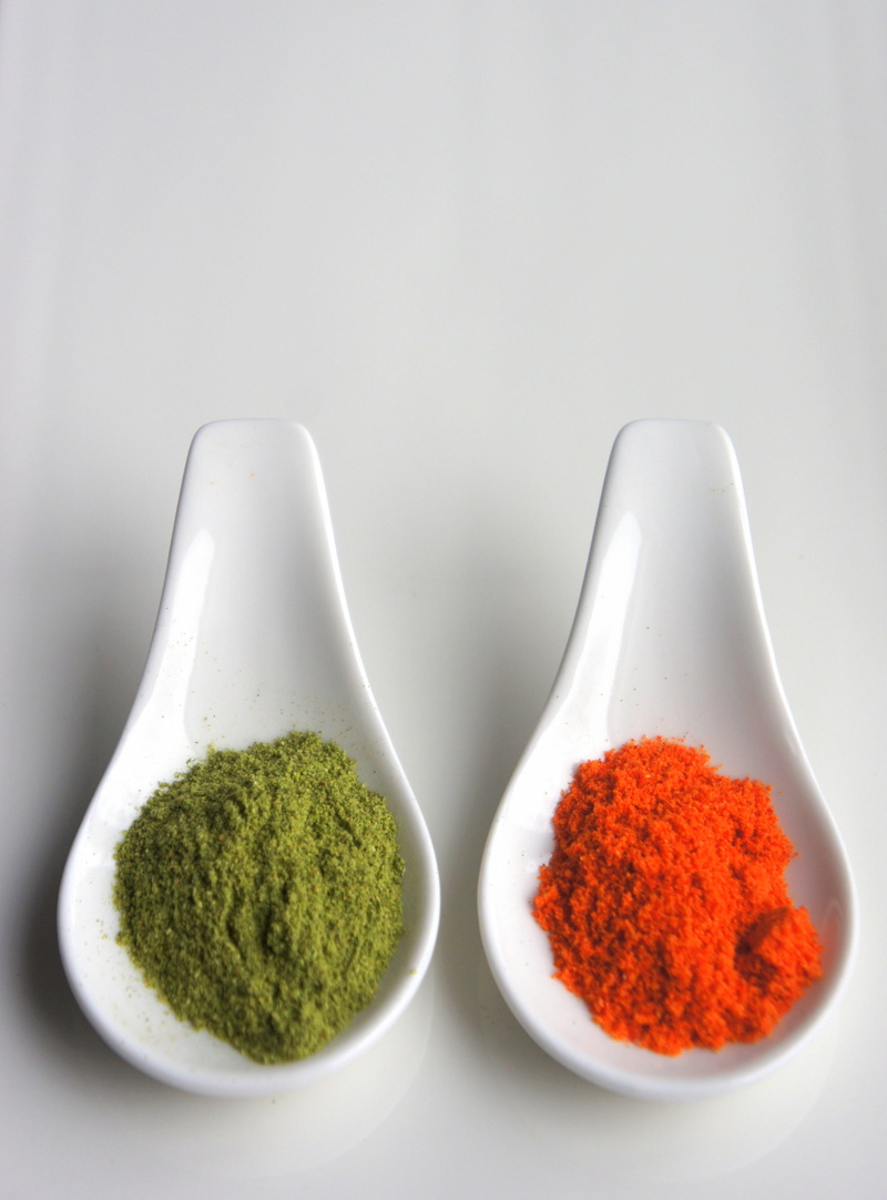 spoons, freshness, spice, indoors, no people, filled, spices, condiments, focus, paprika, food and drink, cooking, white background, red, eating utensil