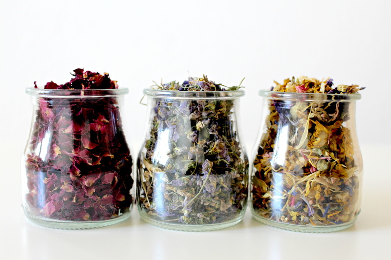 decoration, jar, flowers plants, small, choice, close-up, in a row, petal, variation, container, clear, three, straw flowers, Nature, dried, still life