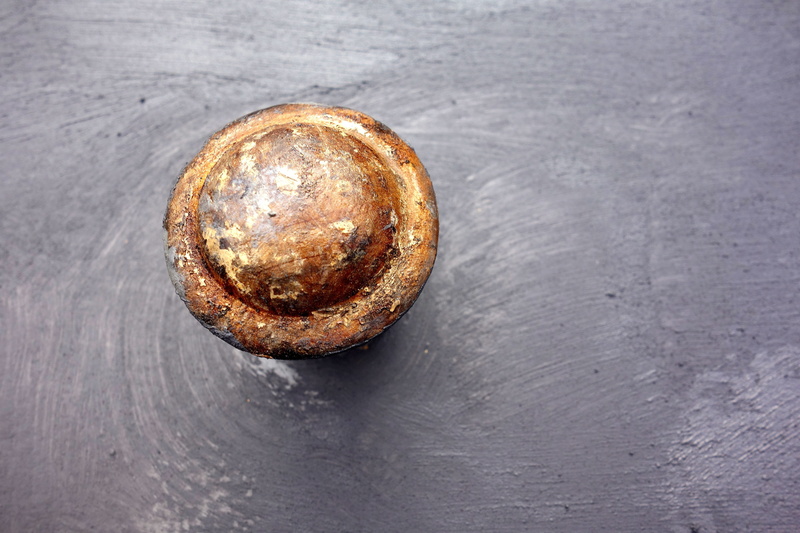 day, food and drink, high angle view, french food, textured, brown, metal, handle, indoors, stainless, close-up, single object, wood grain, 5K, knauf