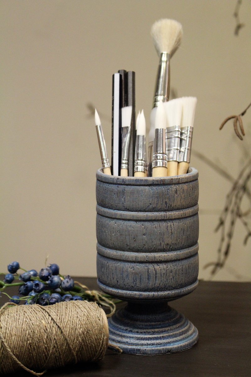 table, wall - building feature, art and craft, group of objects, stack, nature, no people, wooden, brushes, mug, metal, the scenery, paintbrush, day, choice