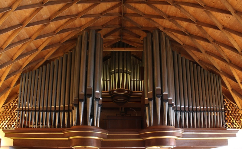 church, architectural column, belief, music, metal, built structure, brass, building, religion, architecture, musical equipment, ceiling, place of worship