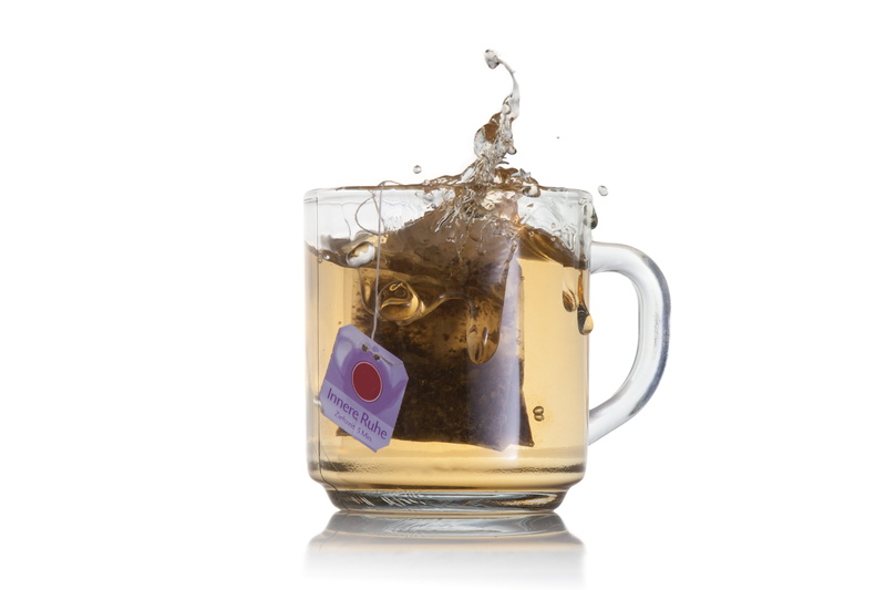 porcelain, transparent, food and drink, still life, enjoy, mix, tea bags, glass - material, 4K, cup, close-up, freshness, clear, copy space, splash, filled