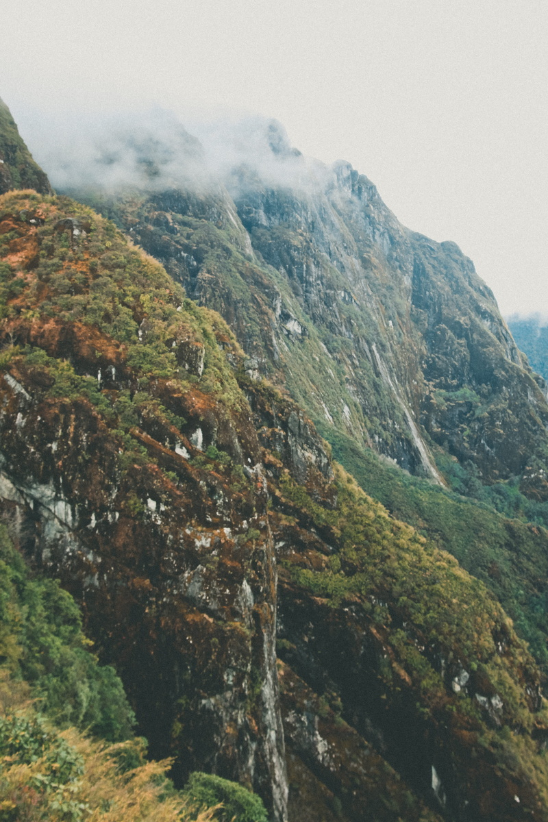 trees, slope, 4K, landscape, nature, scenics - nature, promontory, outdoors, beauty in nature, valley, mountains, sky, non-urban scene, bush, tranquil scene