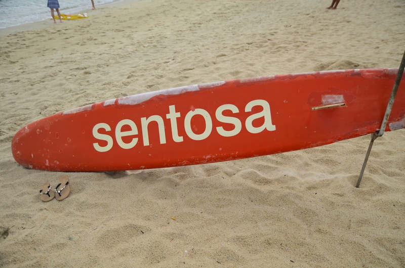 nature, high angle view, communication, water, protection, western script, day, 1080P, sea, capital letter, singapore, land, outdoors, red, message, sign