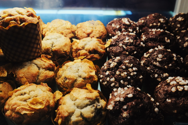biscuit, muffin, confectionery, large group of objects, sweets, chocolate, sweet food, cookie, food, bowl, singapore, basket, indoors, shop, still life