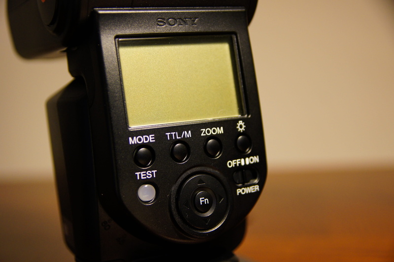 camera - photographic equipment, 4K, technology, photo, shutter speed, front view, studio shot, control, communication, exposure time, digital camera