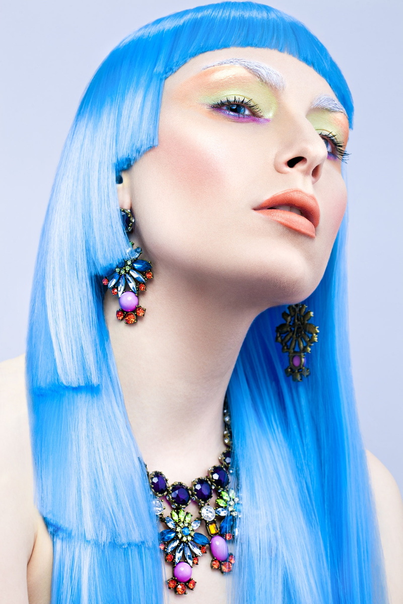jewelry, 500px, young women, human body part, hair, Martin Strauss, beauty, blue, glamour, blue background, luxury, adult, blue hair, portrait, eyeshadow