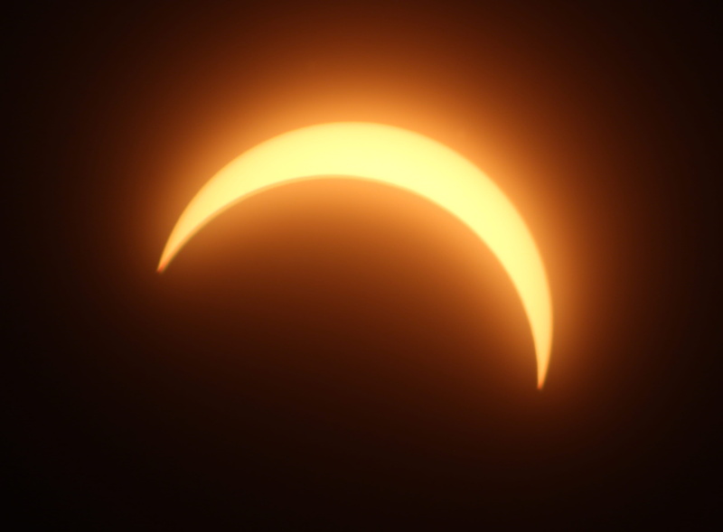 lansing, luminosity, 4K, majestic, eclipse, astronomy, geometric shape, nature, natural phenomenon, space, black background, illuminated, sunlight, orange color