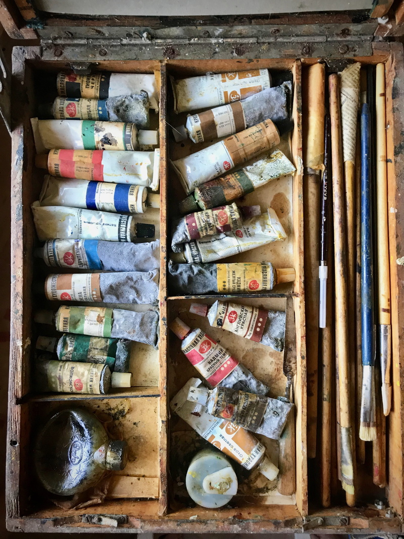 indoors, old, large group of objects, wall - building feature, messy, soft, color, in a row, no people, still life, box, variation, hanging, day, collection