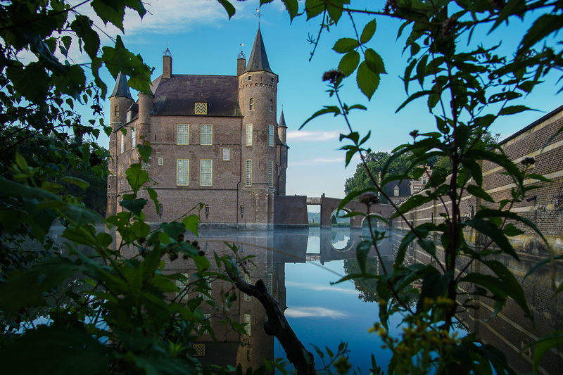 2K, the past, kasteel heeswijk, blue, medieval, sky, tourism, water, moat, heeswijk castle, netherlands, early morning, travel destinations, plats, architecture