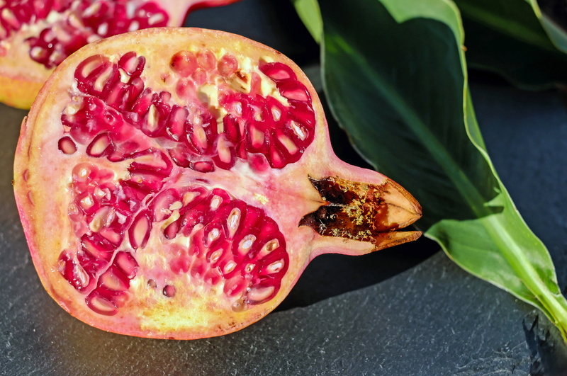 backgrounds, pomegranate, nature, sweet Food, plant part, leaf, antioxidant, healthy Lifestyle, juice, vitamin, gourmet, peel, freshness, close-up, slice