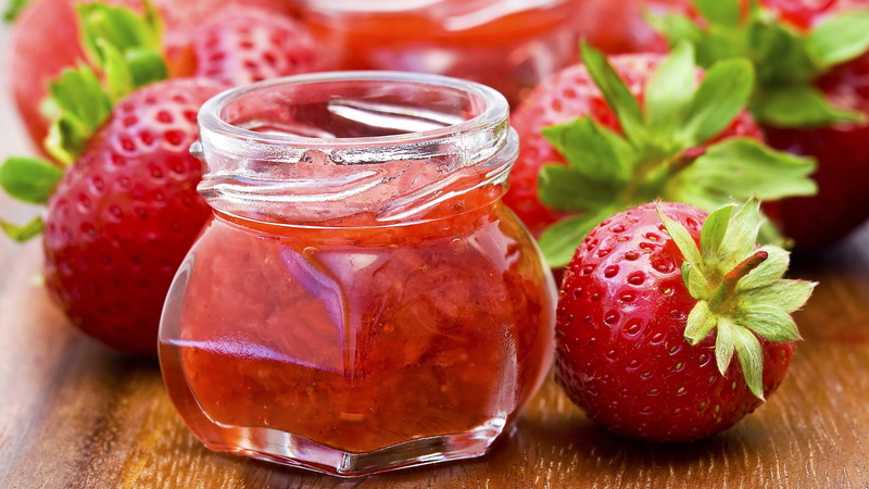 fruit, refreshment, strawberry, drink, close-up, dessert, sweet, orange, eat, nutrition, juicy, freshness, breakfast, tasty, dainty, table, jar, no people