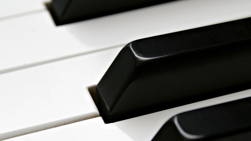 synthesizer, high angle view, keyboard instrument, indoors, equipment, electrical equipment, sound, musical Instrument, no People, macro, extreme close-up