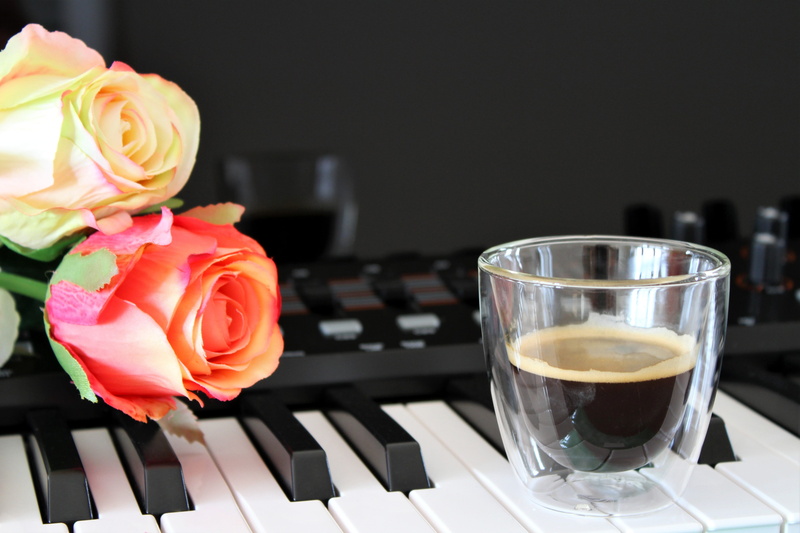 close-up, coffee break, rose - flower, piano key, no people, flowering plant, flower, studio shot, hot drink, coffee, rose, fragility, electronic, indoors