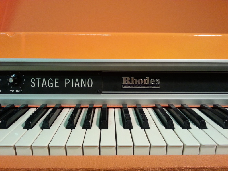 keyboard instrument, 1080P, western script, keyboard, still life, text, grand piano, piano  for desktop background, piano key, absence, indoors, no people