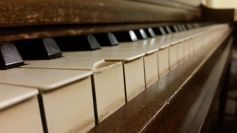 black color, selective focus, music, keys, in a row, broken, wood - material, keyboard instrument, grand piano, piano, motion, focus on foreground, no people