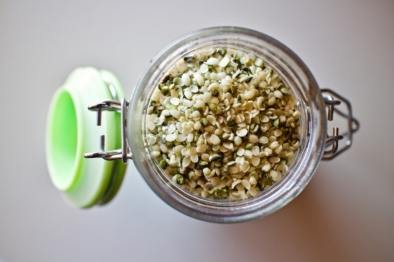 inside, nutrition, oatmeal, hemp seeds shelled, seeds, no people, health, gluten-, meal, omega6, close-up, dietary fiber, hemp seeds, clear, jar, nature