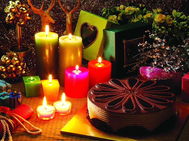 indoors, lighting Equipment, candle, decor, close-up, holiday, dark, no People, night, christmas Decoration, heat - temperature, candlelight, light - Natural Phenomenon