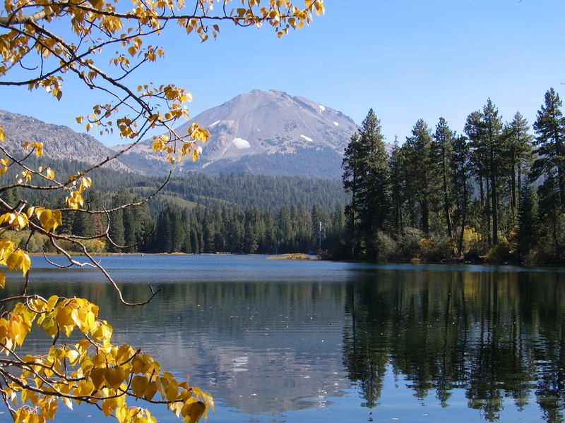 water, scenics, tranquil, daytime, landscape, range, trees, snow, mountains, manzanita lake, plant, change, reflection, tranquility, non-urban scene, sky