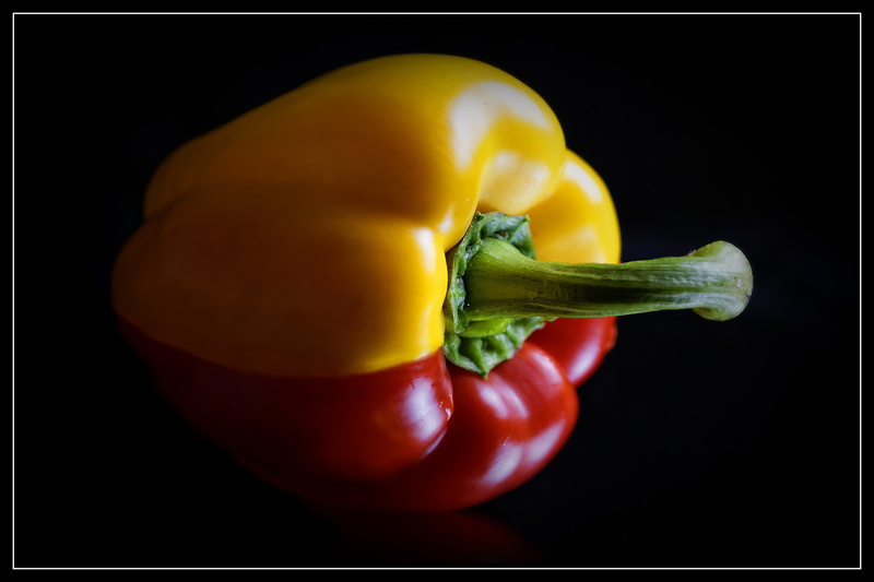 close-up, wellbeing, yellow peppers, freshness, cloths uwe, fruits, fruit, shiny, harvest, vegetarian, food, no people, vegetables, healthy lifestyle, healthy