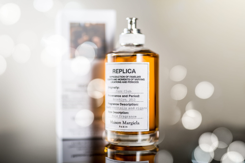 label, no people, fragrance, liquid, container, bottle, illness, alternative medicine, single object, indoors, healthcare and medicine, dose, perfume, 5K