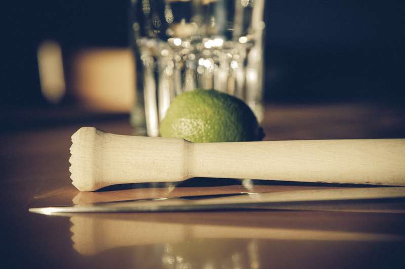 household equipment, fruit, drink, behind, caipirinha, food, wellbeing, no people, indoors, freshness, healthy eating, alcohol, 4K, drinking glass, food and drink
