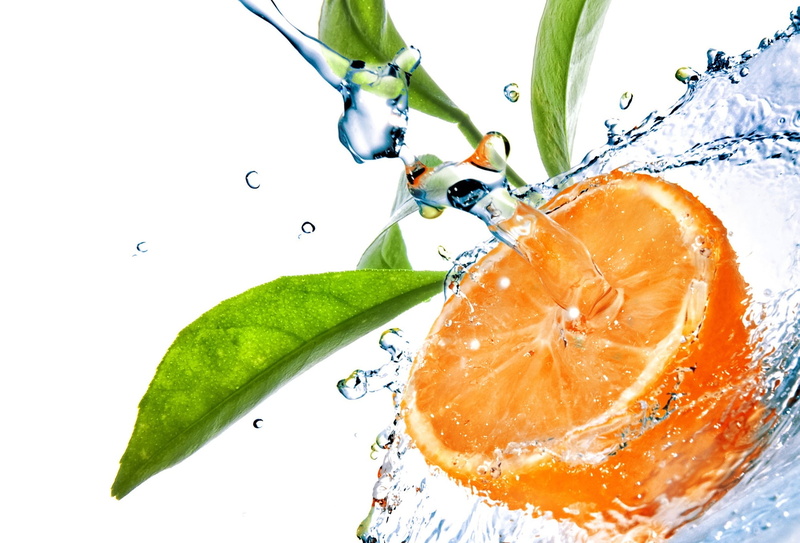 drink, spray, flowing Water, juicy, studio shot, organic, motion, isolated, bubble, vegetarian food, close-up, ripe, slice, transparent, wet, drop, yellow