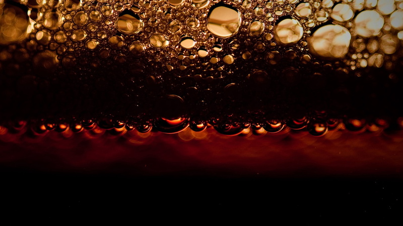 food, reflection, light - Natural Phenomenon, nature, food and drink, backdrop, alcohol, carbonated, water, circle, pattern, refreshment, close-up, drop