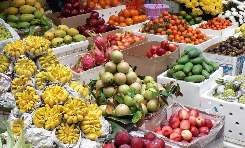 exotic fruits, healthy eating, apple - fruit, choice, food, fruit, sale, grapefruit, fruits, grape, freshness, abundance, market, guava, large group of objects