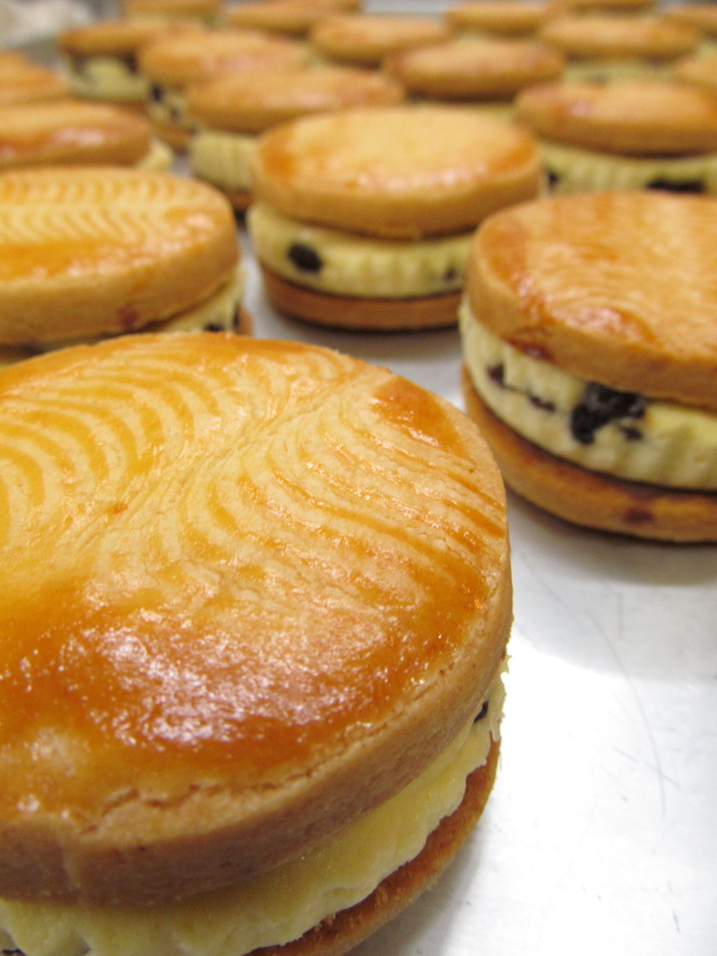 delicious, food and drink, france confectionery, baked goods, french food, table, savory pie, freshness, plate, close-up, suites, no people, indoors, cheese cake