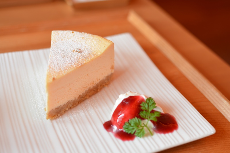 tart, snack, dessert, 5K, strawberry, close-up, fruit, red, sweet, berry fruit, breakfast, temptation, cheese cake, indoors, selective focus, cheese, suites