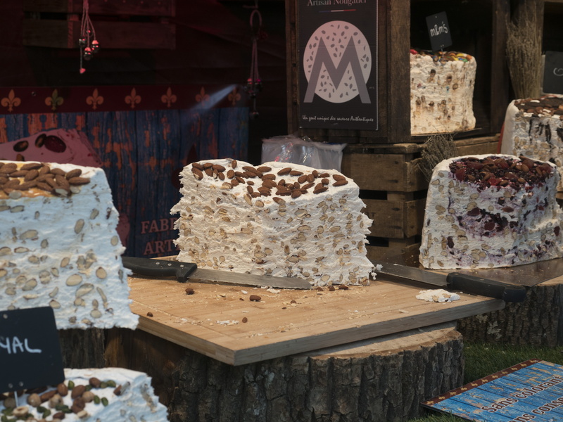 cake, market, sale, dessert, text, indoors, france, choice, gourmet, sweet, retail, for sale, retail display, nougat, honey, large group of objects, 5K