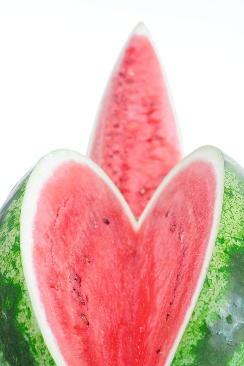 fresh, slice, indoors, dessert, healthy, freshness, watermelon, white, food, studio shot, red, healthyfood, food and drink, dietfood, sweet food, vitamin