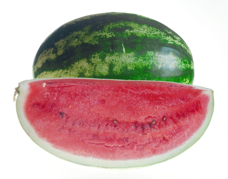 melon, healthyfood, refreshment, studio shot, studio, close-up, food and drink, still life, shape, vitamin, geometric shape, slice, diet, ripe, fresh, healthy eating
