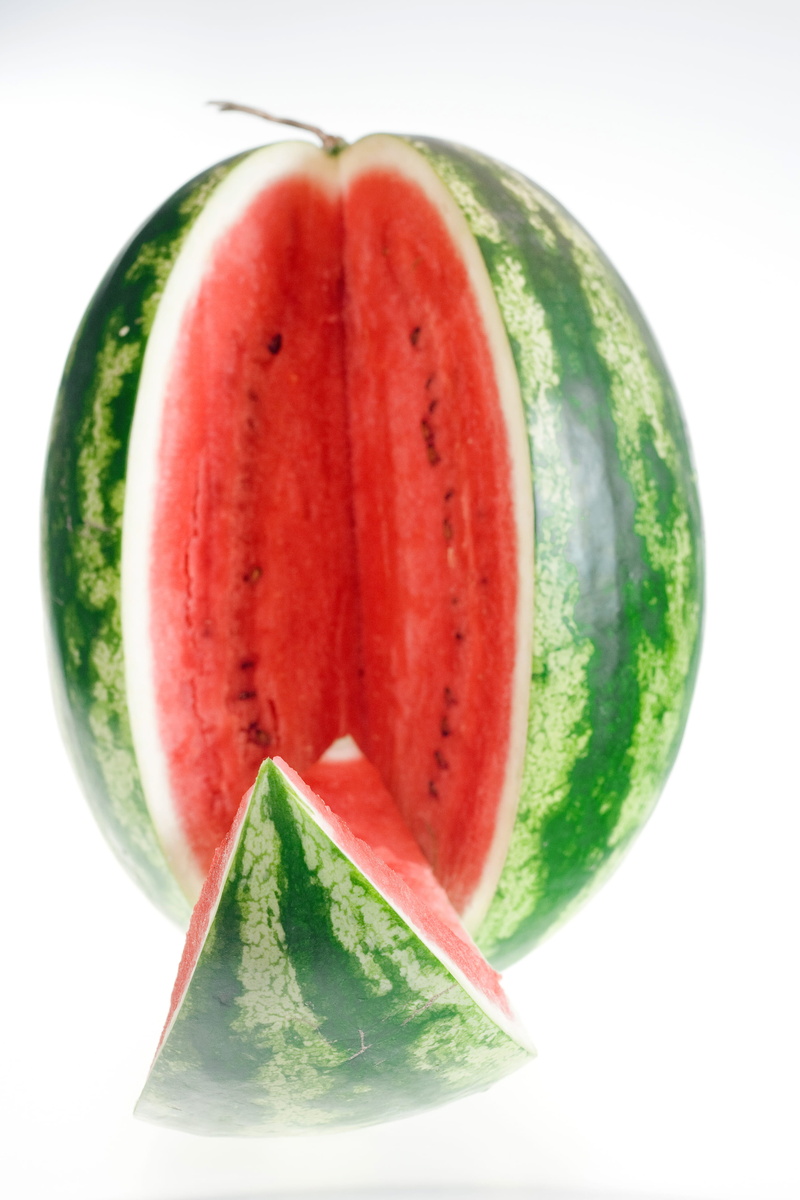 red, refreshment, dietfood, healthy, wellbeing, healthy eating, eat, slice, studio shot, healthyfood, cut out, diet, food, cut, fresh, food and drink, eatinghealthy