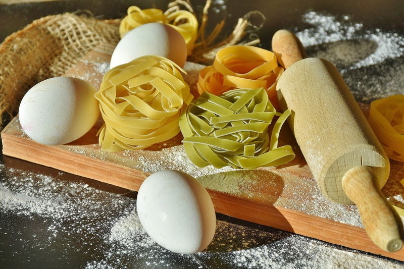 eggs, frisch, italian, rolling pin, table, 5K, no people, staple food, raw food, ingredient, mediterranean cuisine, freshness, food and drink, indoors