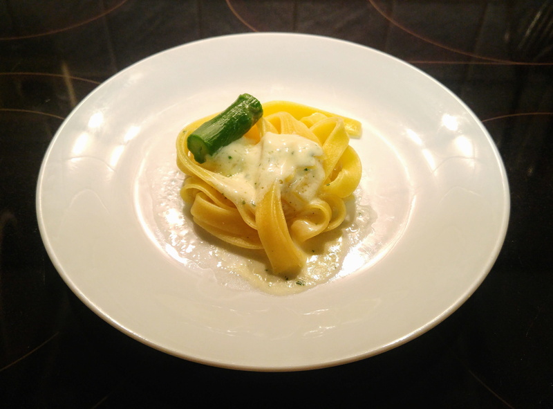 dinner, table, food styling, healthy eating, meal, garnish, wellbeing, italian food, carbohydrates, frozen host, lunch, vegetarian, delicious, indoors