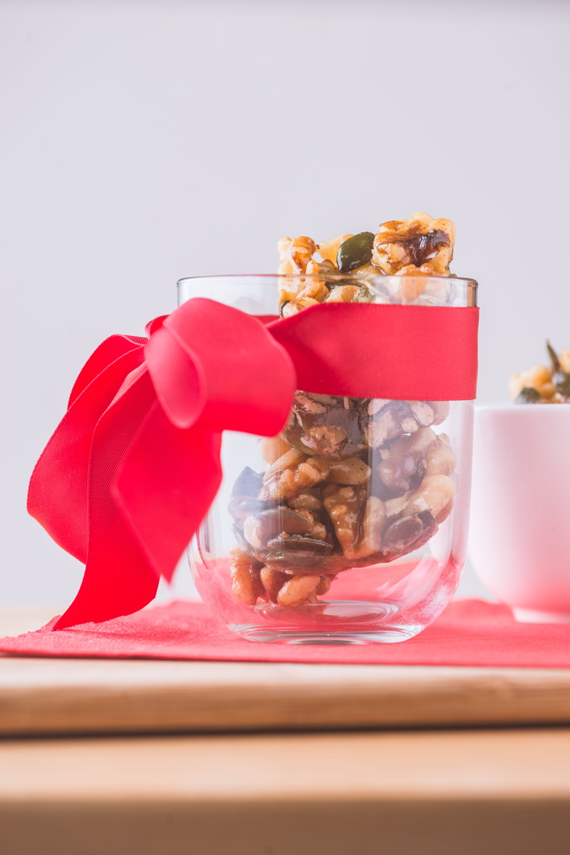 healthy eating, indoors, freshness, wrapped, still life, sweet food, food and drink, pink, jar, produce, textile, bow, studio shot, glass, ice cream, creme