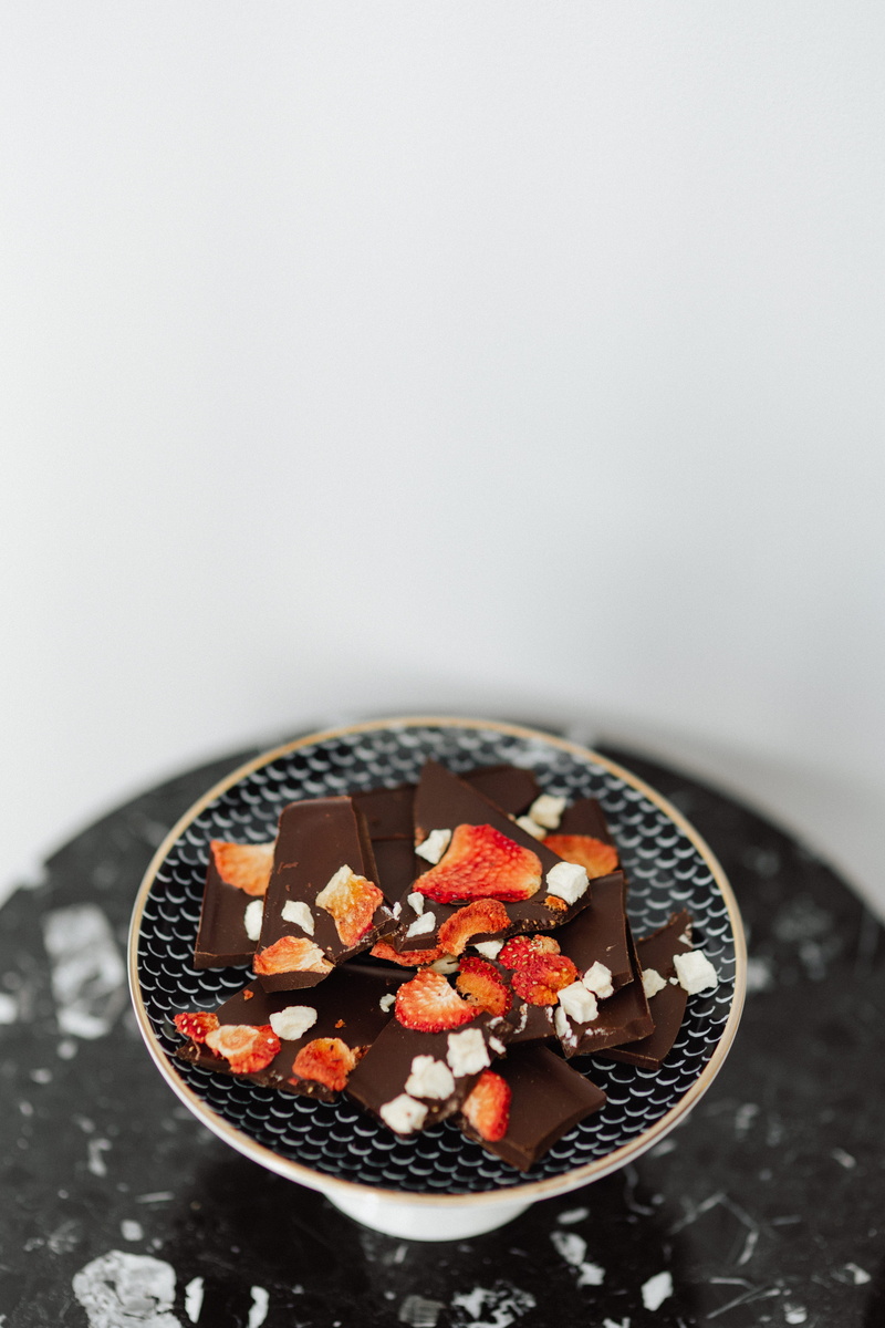 close-up, indoors, food, chopped, chocolate, strawberries, studio shot, milk, fruit, antioxidant, bowl, 4K, healthy lifestyle, dried fruit, dessert, tropical fruit