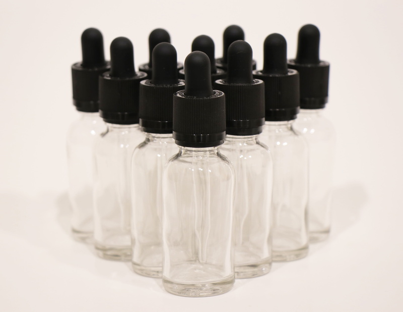 side by side, plastic, black color, 4K, white background, studio shot, no people, bottle, close-up, cut out, container, group of objects, white color