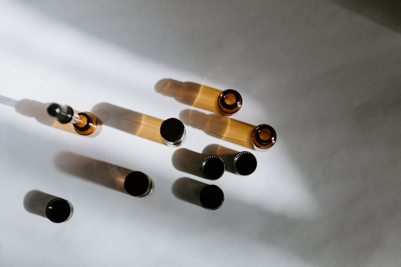 amber, 5K, bright, choice, beer, brown, paper, high angle view, drink, still life, arts culture and entertainment, capsule, studio shot, oily, bottle